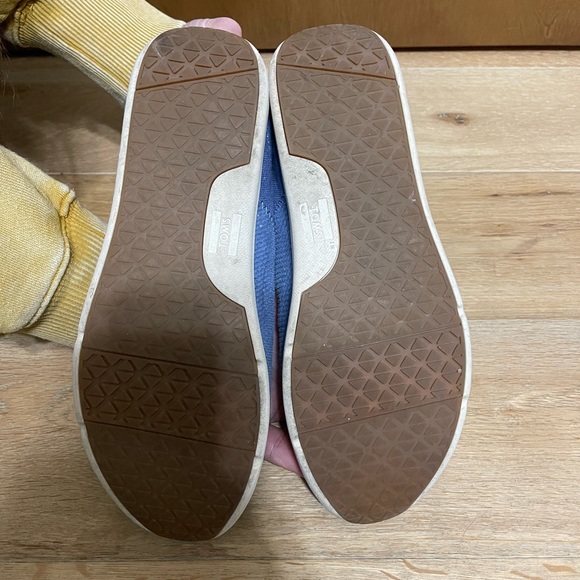 Women’s Toms Cabrillo Lace up Sneaker - Picture 5 of 5